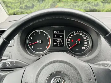 VOLKSWAGEN POLO 1.2 tsi 90 cp Life Edition