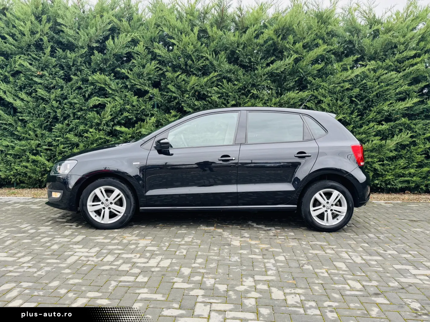 VOLKSWAGEN POLO 1.2 tsi 90 cp Life Edition
