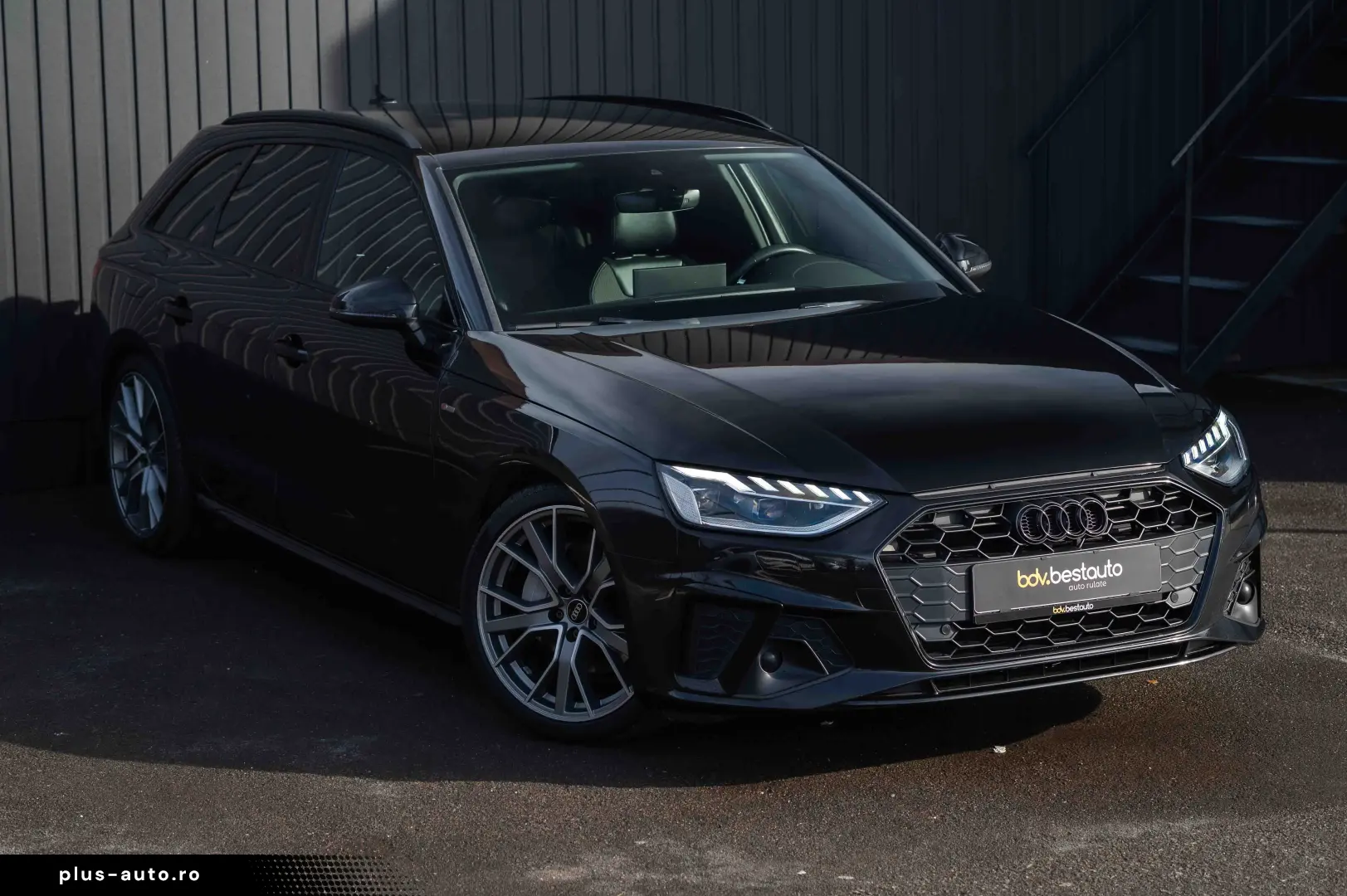 Audi A4 Avant 2.0 40 TDI S tronic MHEV S Line