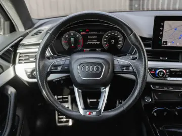 Audi A4 Avant 2.0 40 TDI S tronic MHEV S Line
