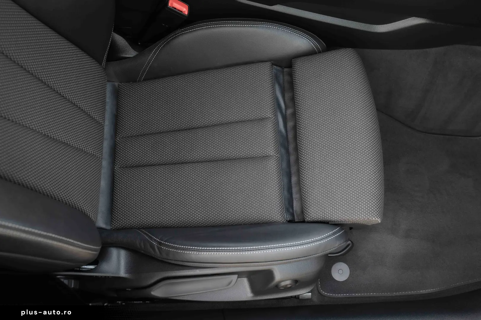 Audi A4 Avant 2.0 40 TDI S tronic MHEV S Line