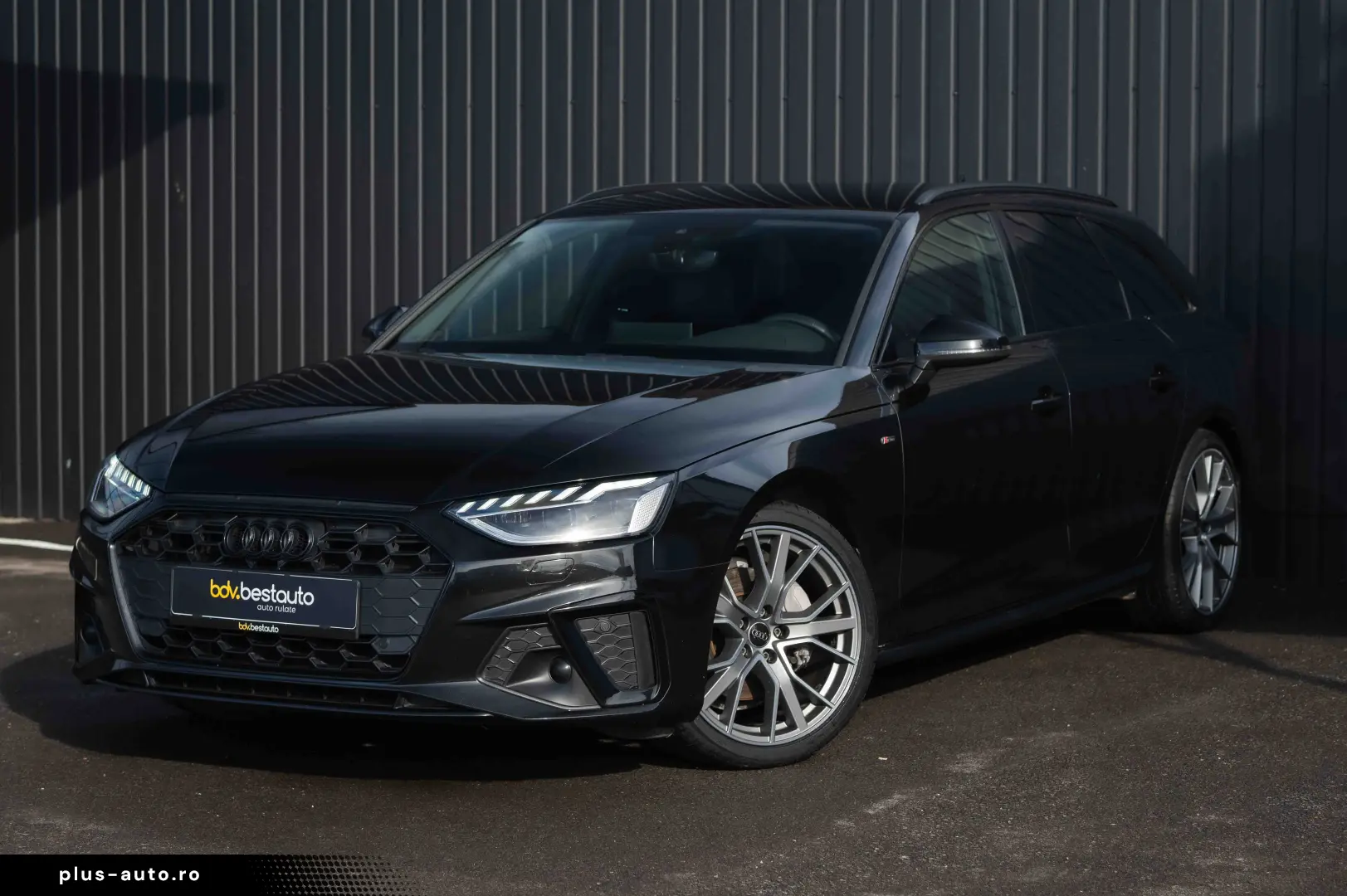 Audi A4 Avant 2.0 40 TDI S tronic MHEV S Line