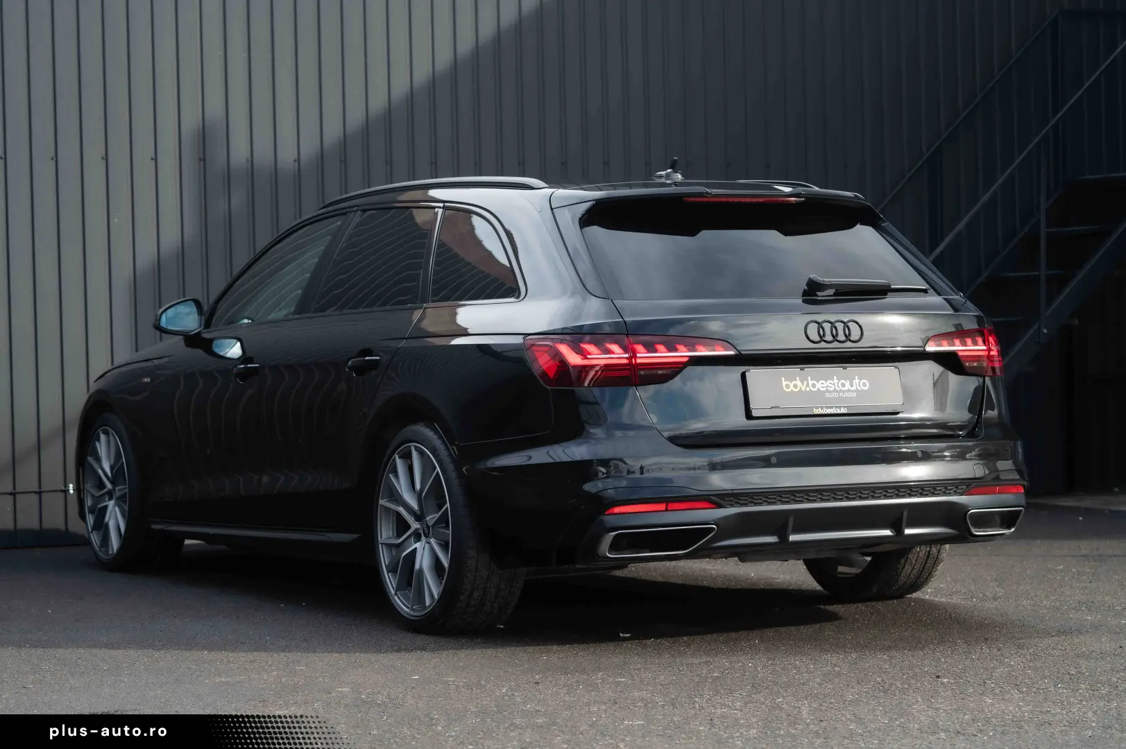 Audi A4 Avant 2.0 40 TDI S tronic MHEV S Line