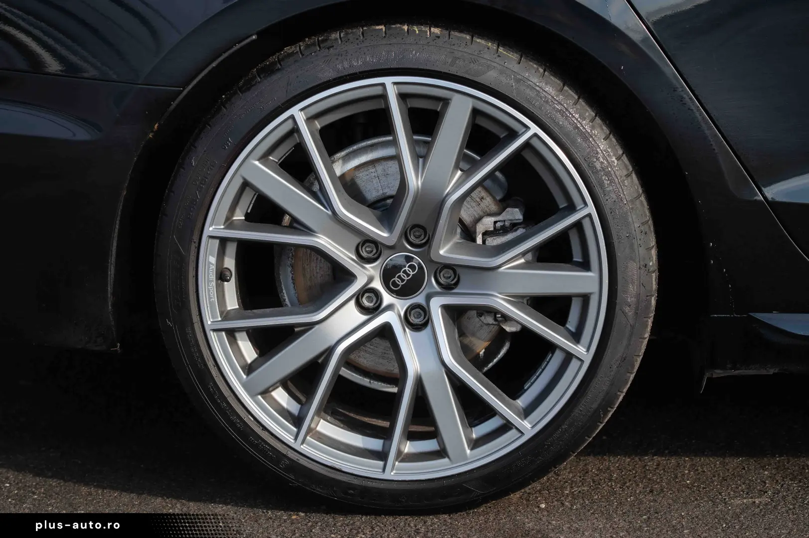 Audi A4 Avant 2.0 40 TDI S tronic MHEV S Line