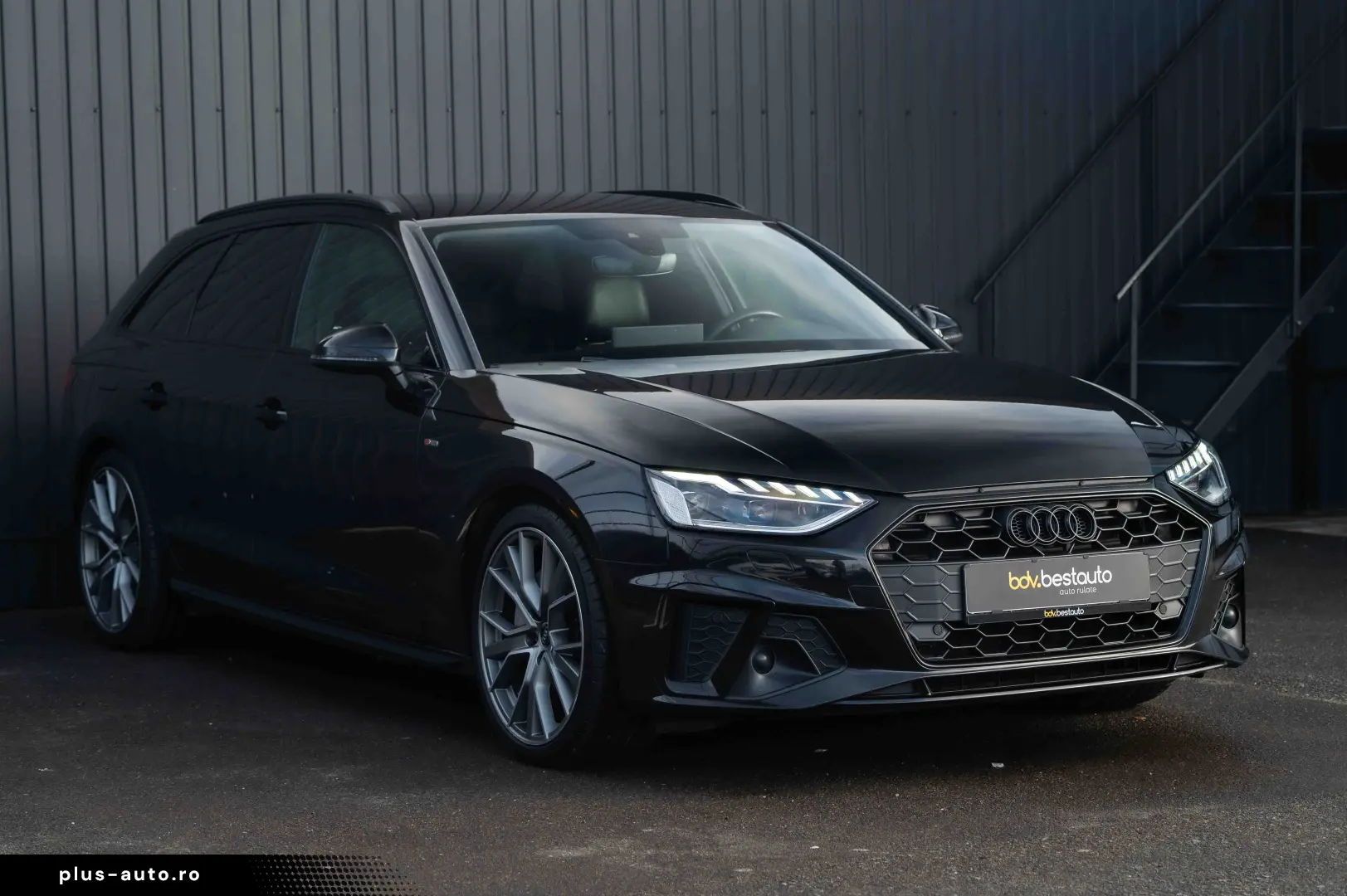 Audi A4 Avant 2.0 40 TDI S tronic MHEV S Line