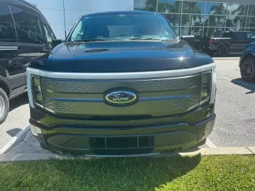 Ford F 150 Lightning XLT AWD