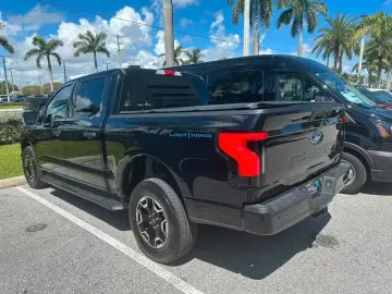 Ford F 150 Lightning XLT AWD