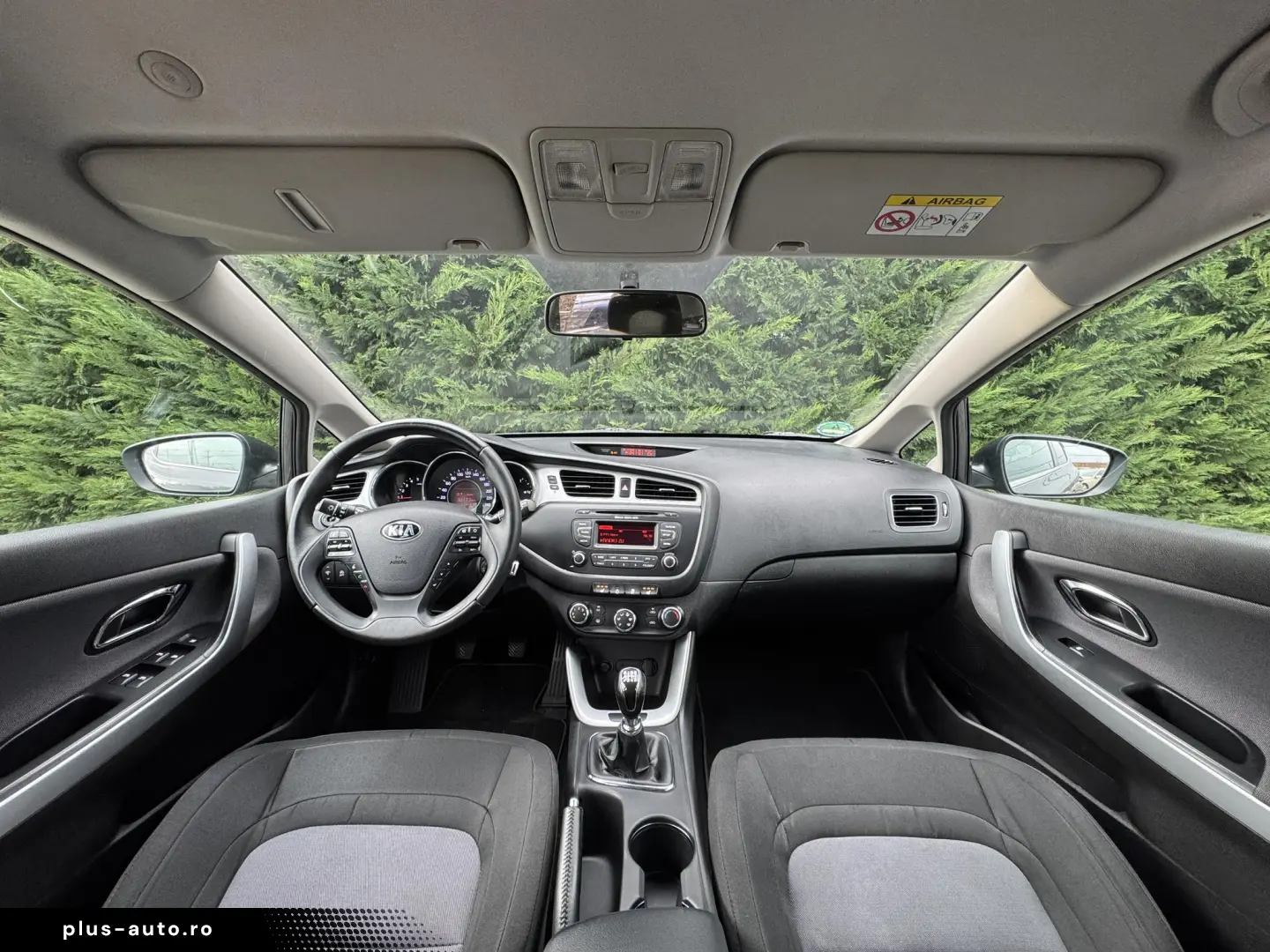 KIA CEED 1.6 crdi 128cp Fifa WC Edition