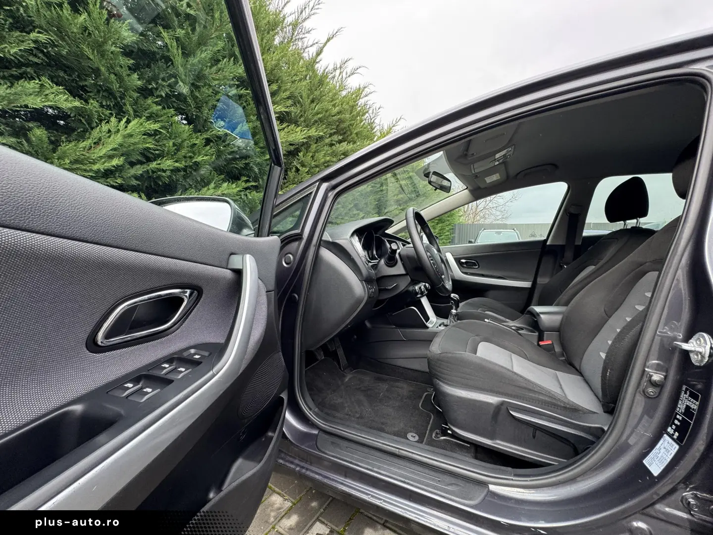 KIA CEED 1.6 crdi 128cp Fifa WC Edition