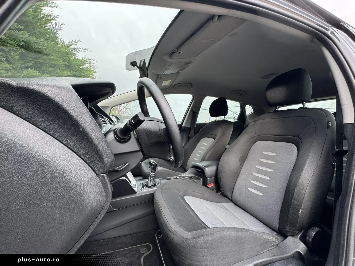 KIA CEED 1.6 crdi 128cp Fifa WC Edition