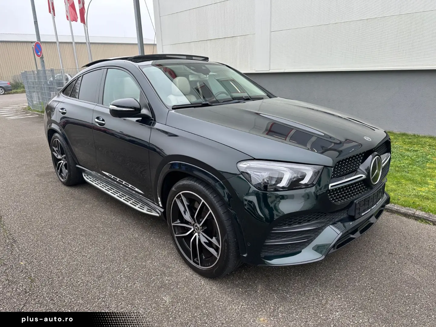 MERCEDES-BENZ GLE 350d AMG-LINE PANO DISTR BURM AIRM&hellip;