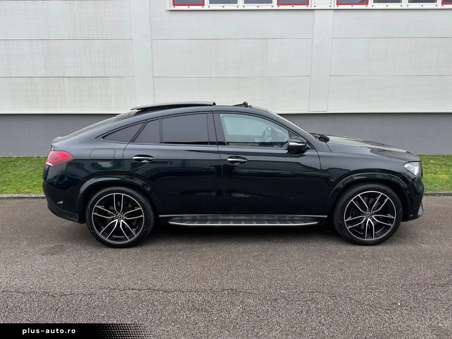 MERCEDES-BENZ GLE 350d AMG-LINE PANO DISTR BURM AIRM&hellip;