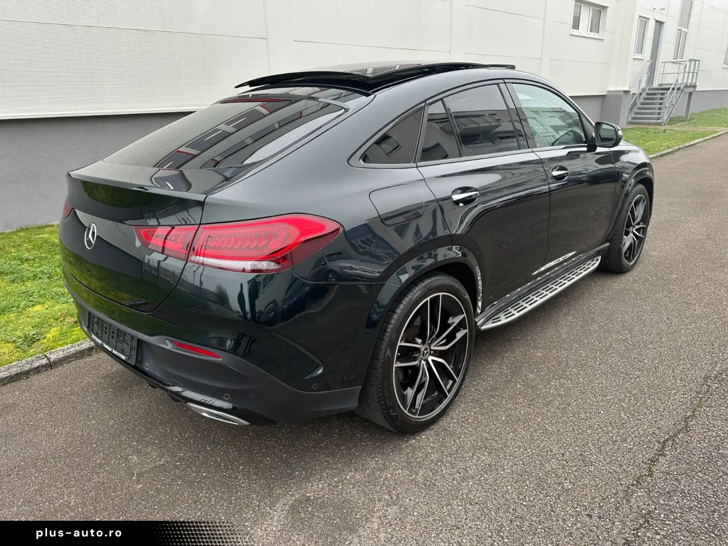 MERCEDES-BENZ GLE 350d AMG-LINE PANO DISTR BURM AIRM&hellip;