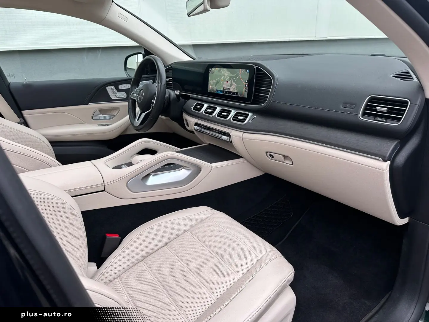 MERCEDES-BENZ GLE 350d AMG-LINE PANO DISTR BURM AIRM&hellip;