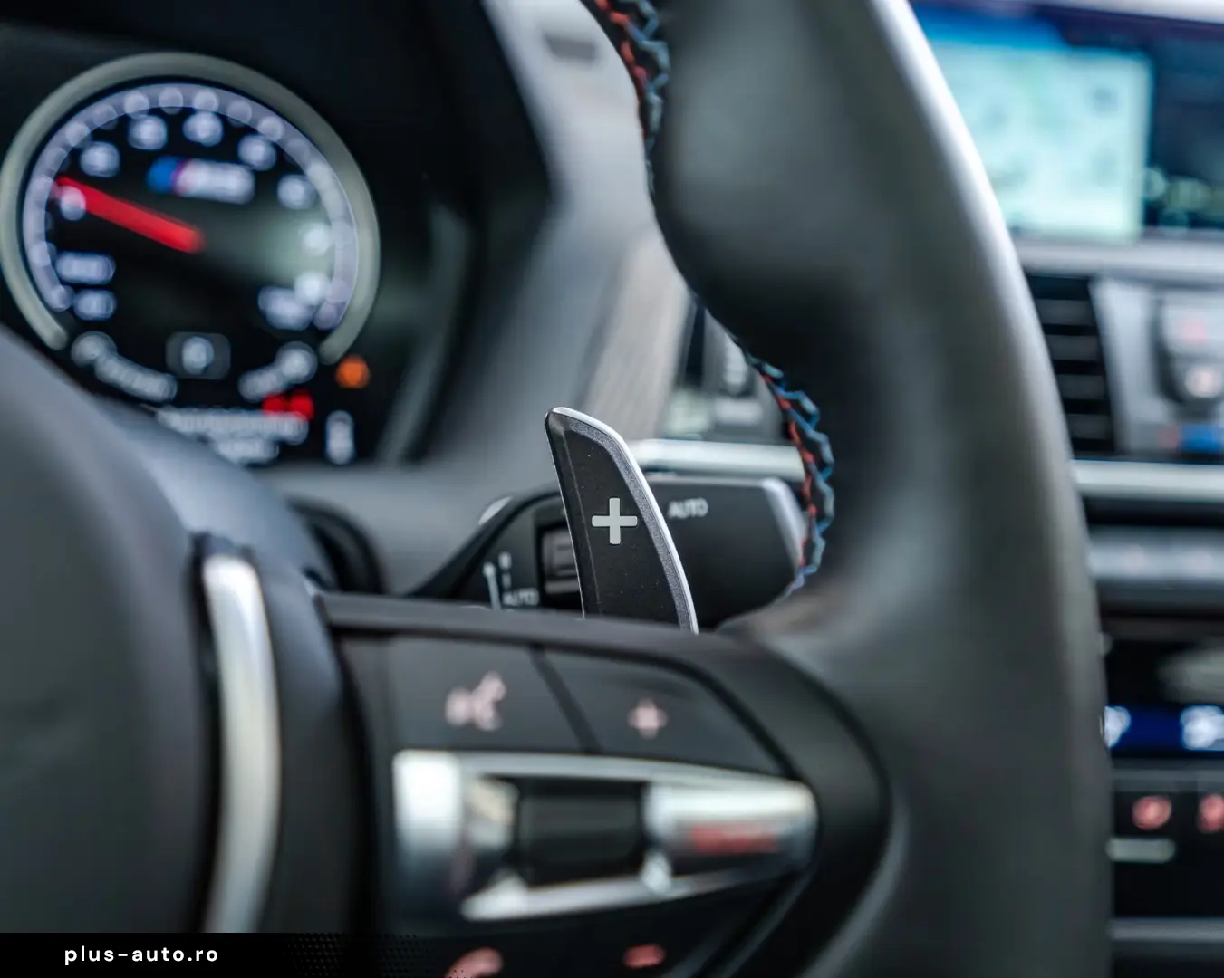 BMW M2 COMPETITION CAMERA SUNROOF