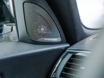 BMW M2 COMPETITION CAMERA SUNROOF