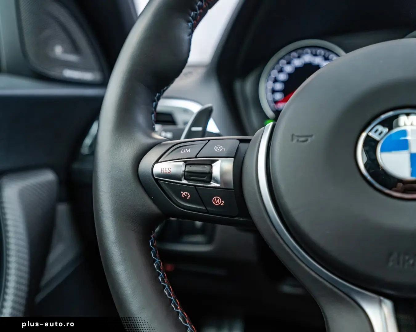 BMW M2 COMPETITION CAMERA SUNROOF