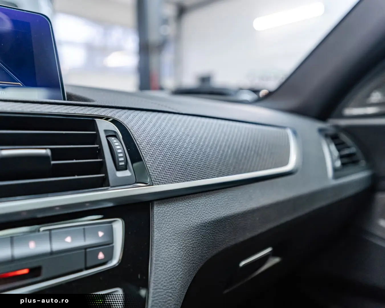 BMW M2 COMPETITION CAMERA SUNROOF