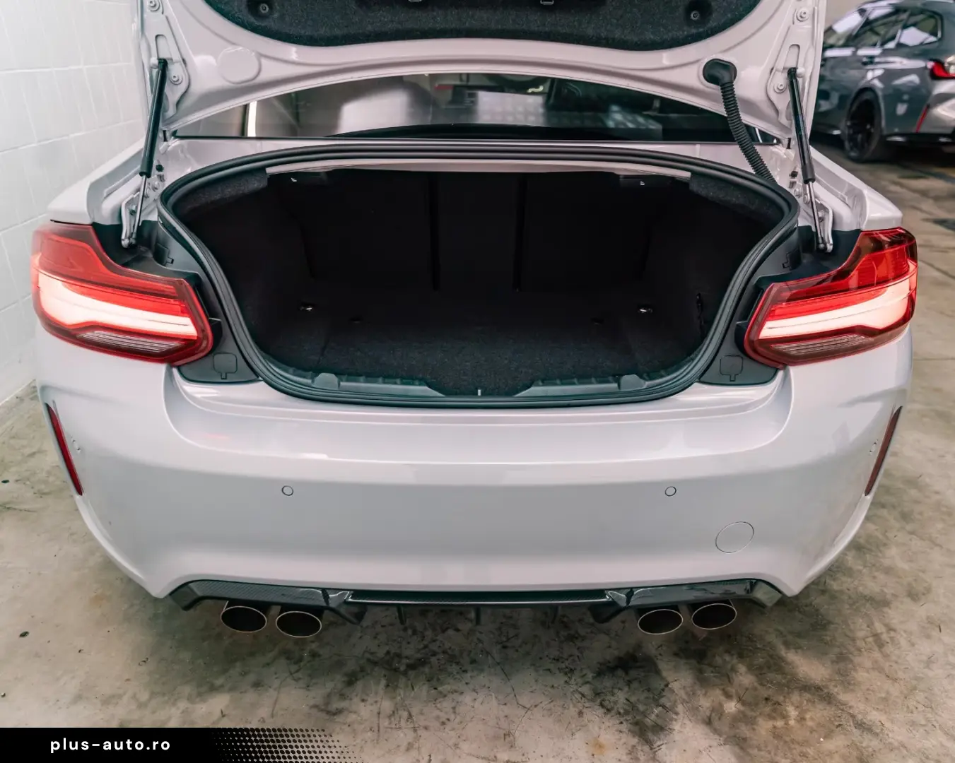 BMW M2 COMPETITION CAMERA SUNROOF