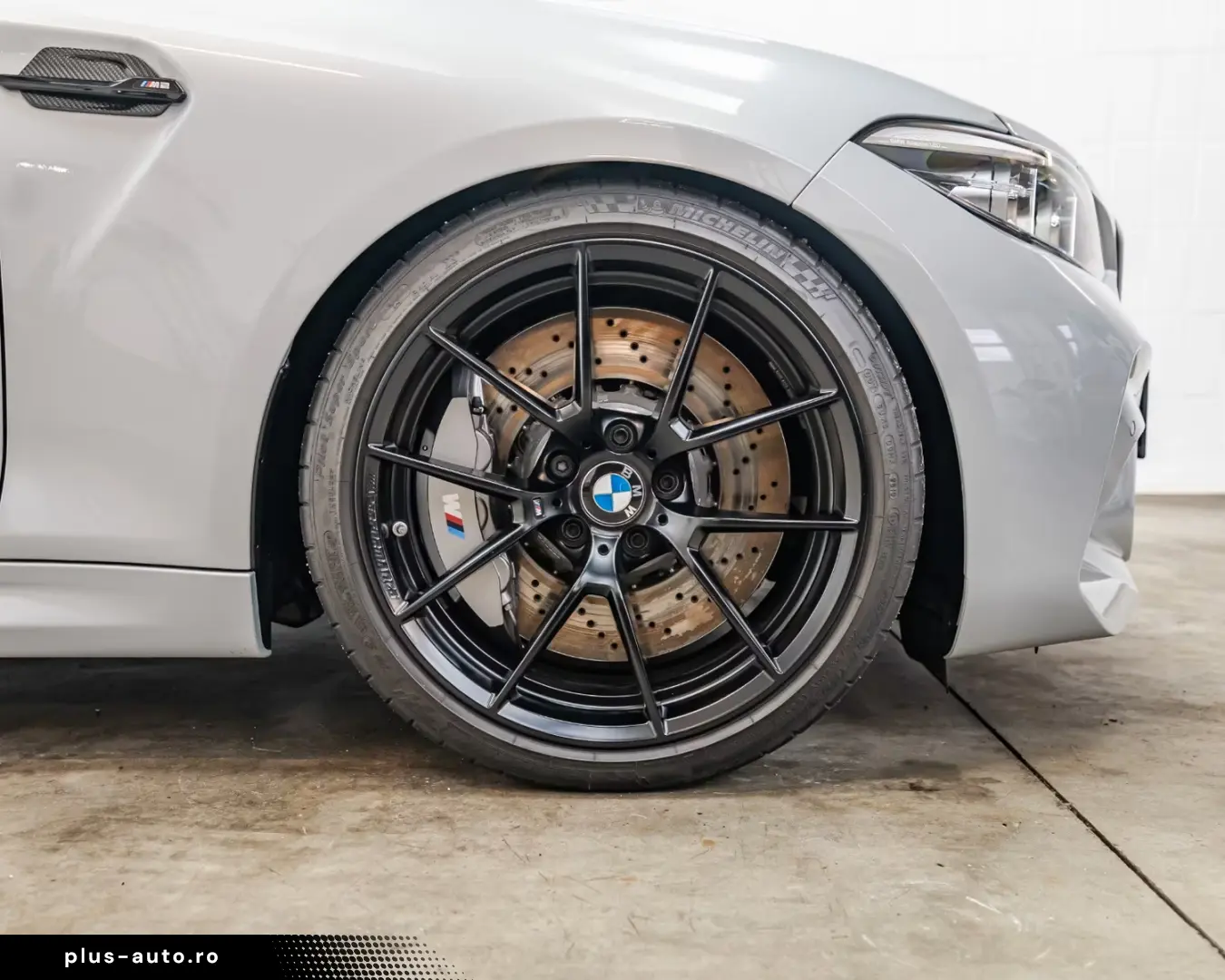 BMW M2 COMPETITION CAMERA SUNROOF