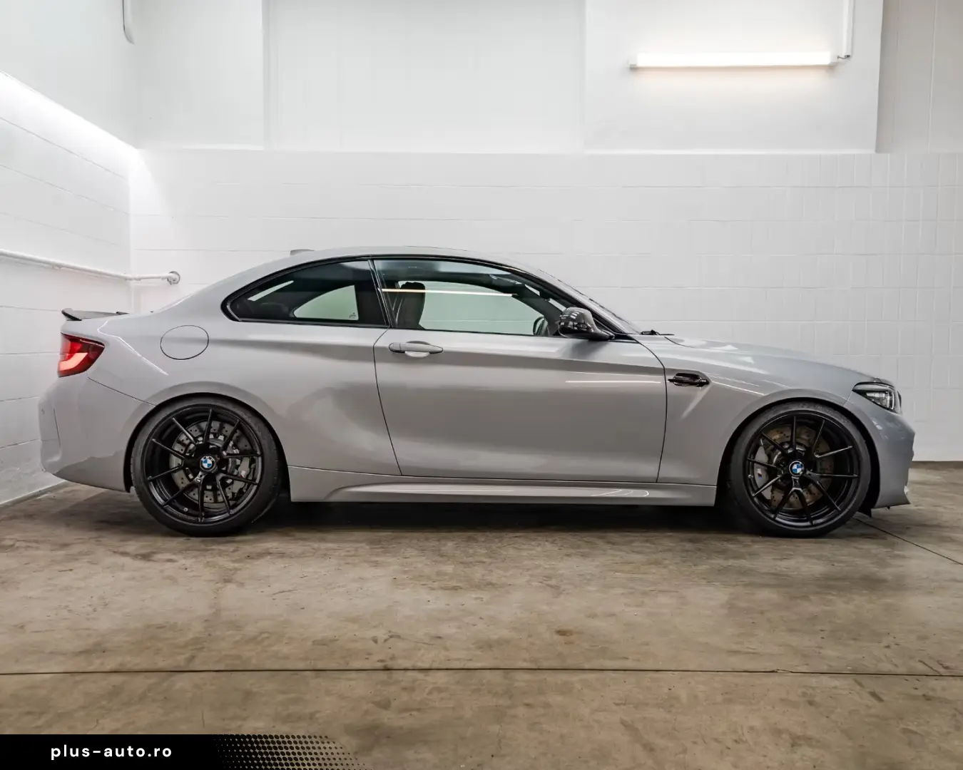 BMW M2 COMPETITION CAMERA SUNROOF