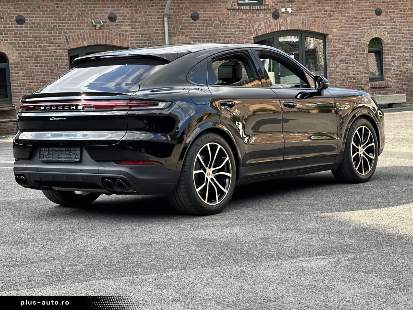 PORSCHE Cayenne E-Hybrid Coupe BOSE 21 EXCLUSIVE SPORT-C