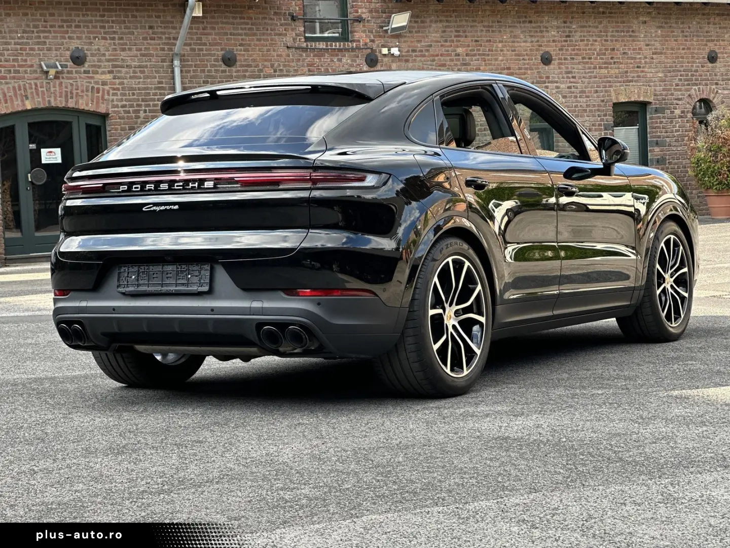 PORSCHE Cayenne E-Hybrid Coupe BOSE 21 EXCLUSIVE SPORT-C