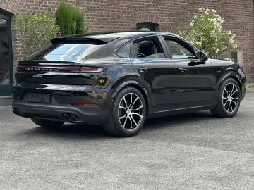 PORSCHE Cayenne E-Hybrid Coupe BOSE 21 EXCLUSIVE SPORT-C