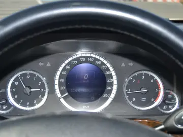 E-Class 2.1  Automat  Fara Defecte  Credit  Km verficati