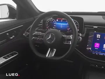 Mercedes-Benz E 200 AMG Pano Night
