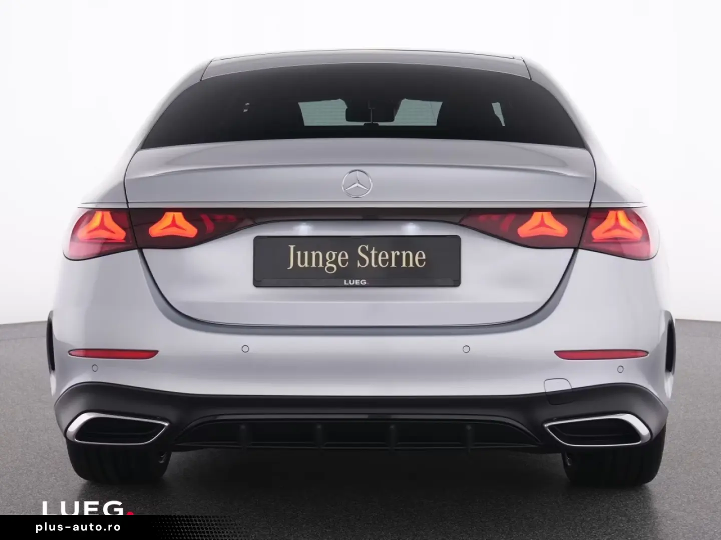 Mercedes-Benz E 200 AMG Pano Night