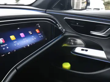 Mercedes-Benz E 200 AMG Sport Advanced Superscreen