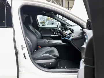 Mercedes-Benz E 200 AMG Sport Advanced Superscreen