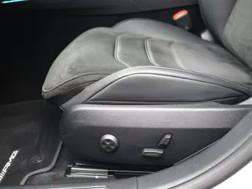 Mercedes-Benz E 200 AMG Sport Advanced Superscreen