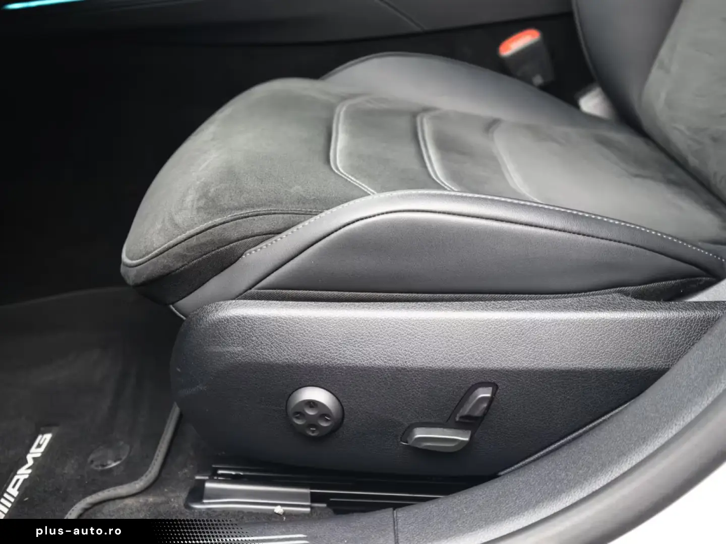 Mercedes-Benz E 200 AMG Sport Advanced Superscreen