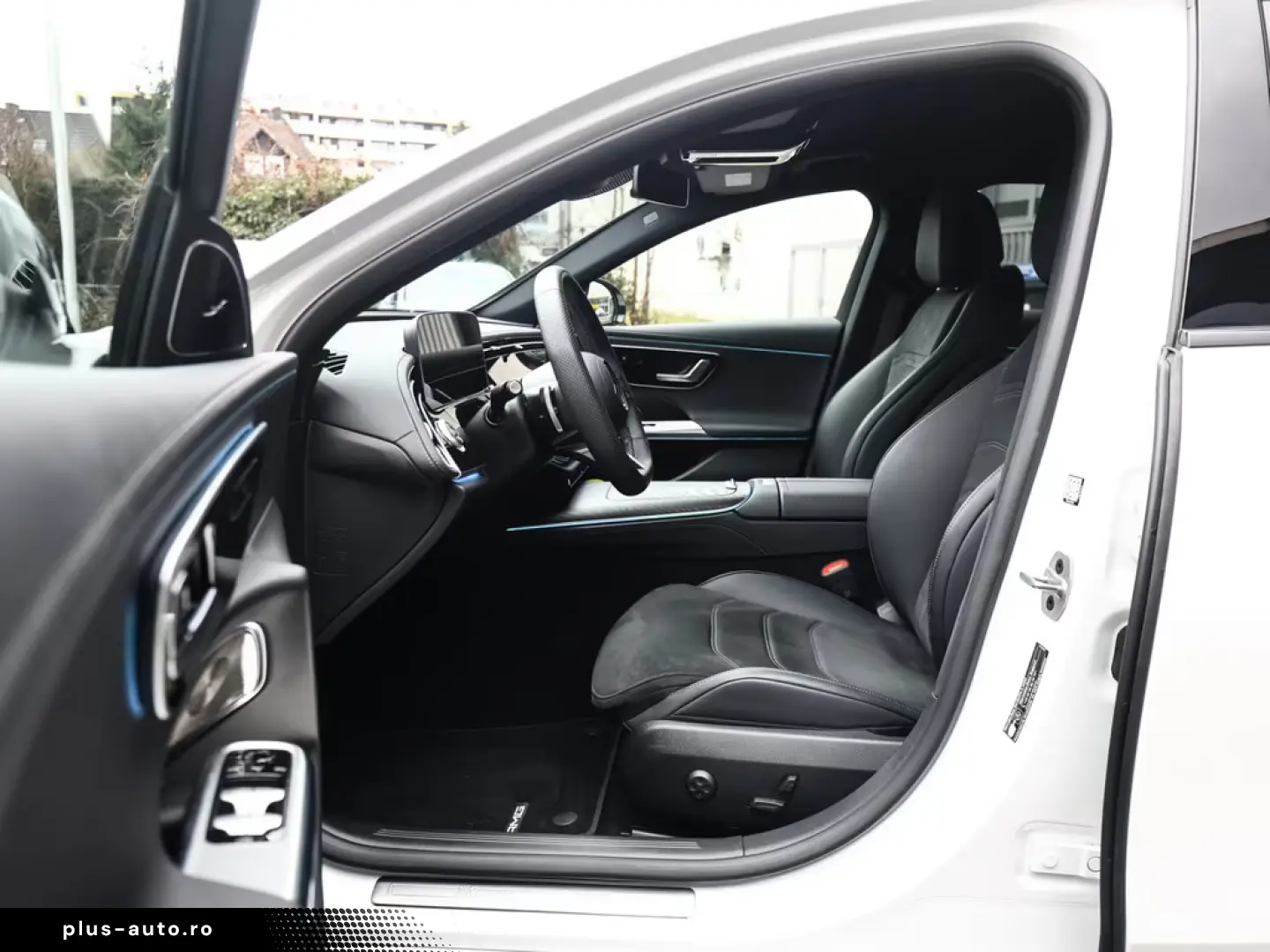 Mercedes-Benz E 200 AMG Sport Advanced Superscreen