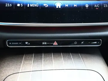 Mercedes-Benz E 200 Avantgarde Advanced