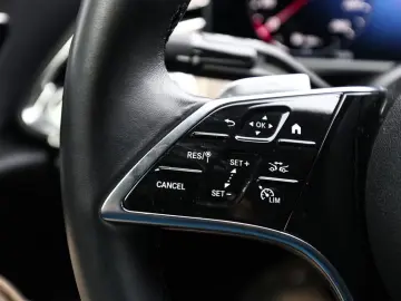 Mercedes-Benz E 200 Avantgarde Advanced