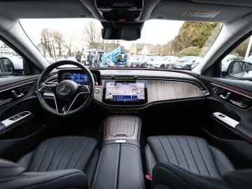 Mercedes-Benz E 200 Avantgarde Advanced