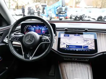 Mercedes-Benz E 200 Avantgarde Advanced