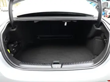 Mercedes-Benz E 200 Avantgarde Advanced