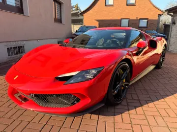 FERRARI 296 GTB LIFT JBL LED CARBONLENKRAD 7 JAHRE SERVI