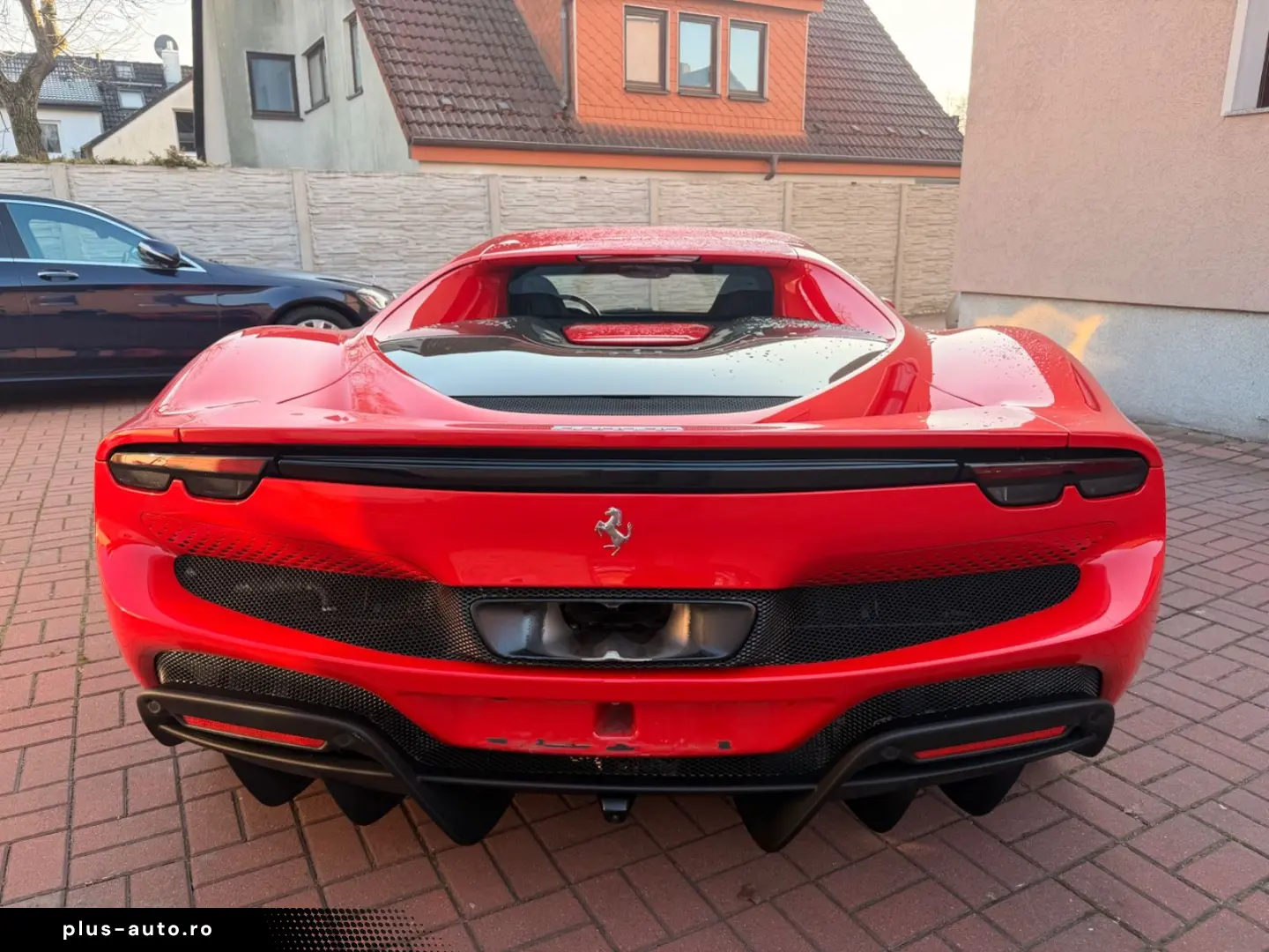 FERRARI 296 GTB LIFT JBL LED CARBONLENKRAD 7 JAHRE SERVI