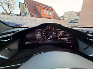 FERRARI 296 GTB LIFT JBL LED CARBONLENKRAD 7 JAHRE SERVI