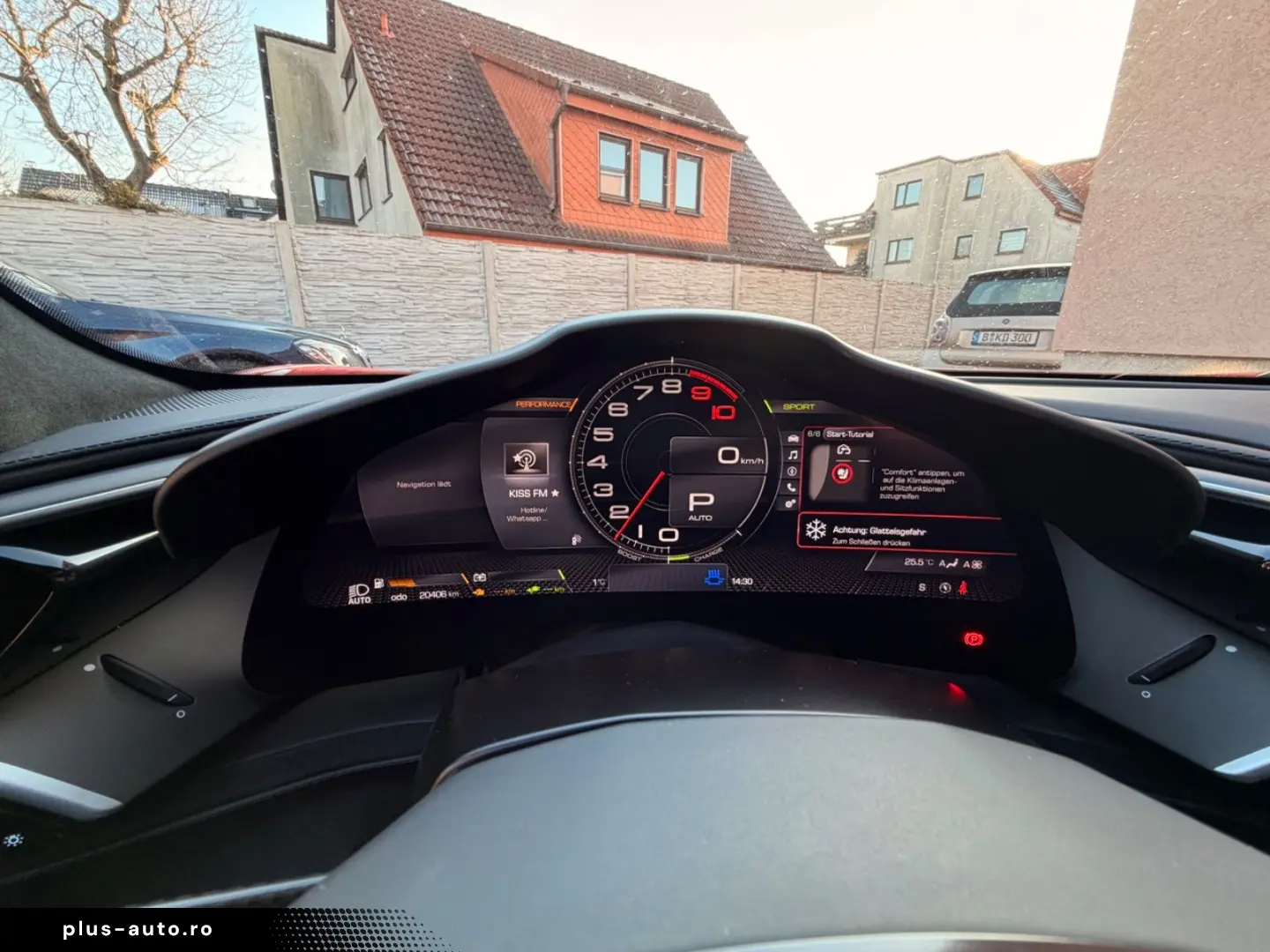 FERRARI 296 GTB LIFT JBL LED CARBONLENKRAD 7 JAHRE SERVI