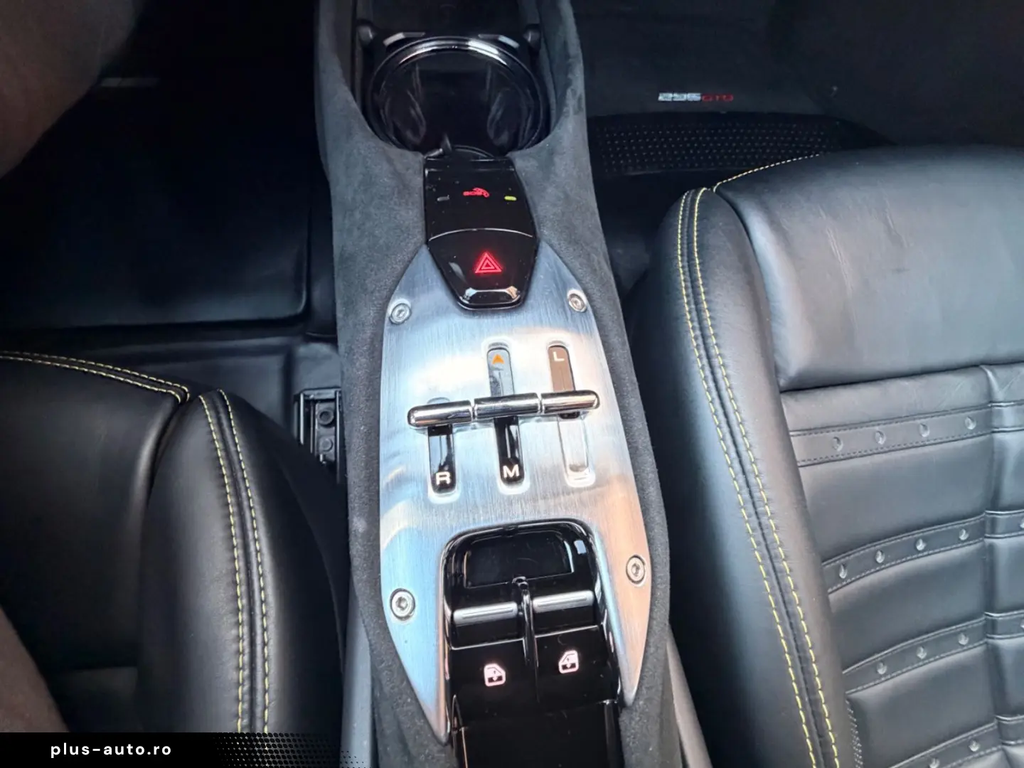 FERRARI 296 GTB LIFT JBL LED CARBONLENKRAD 7 JAHRE SERVI