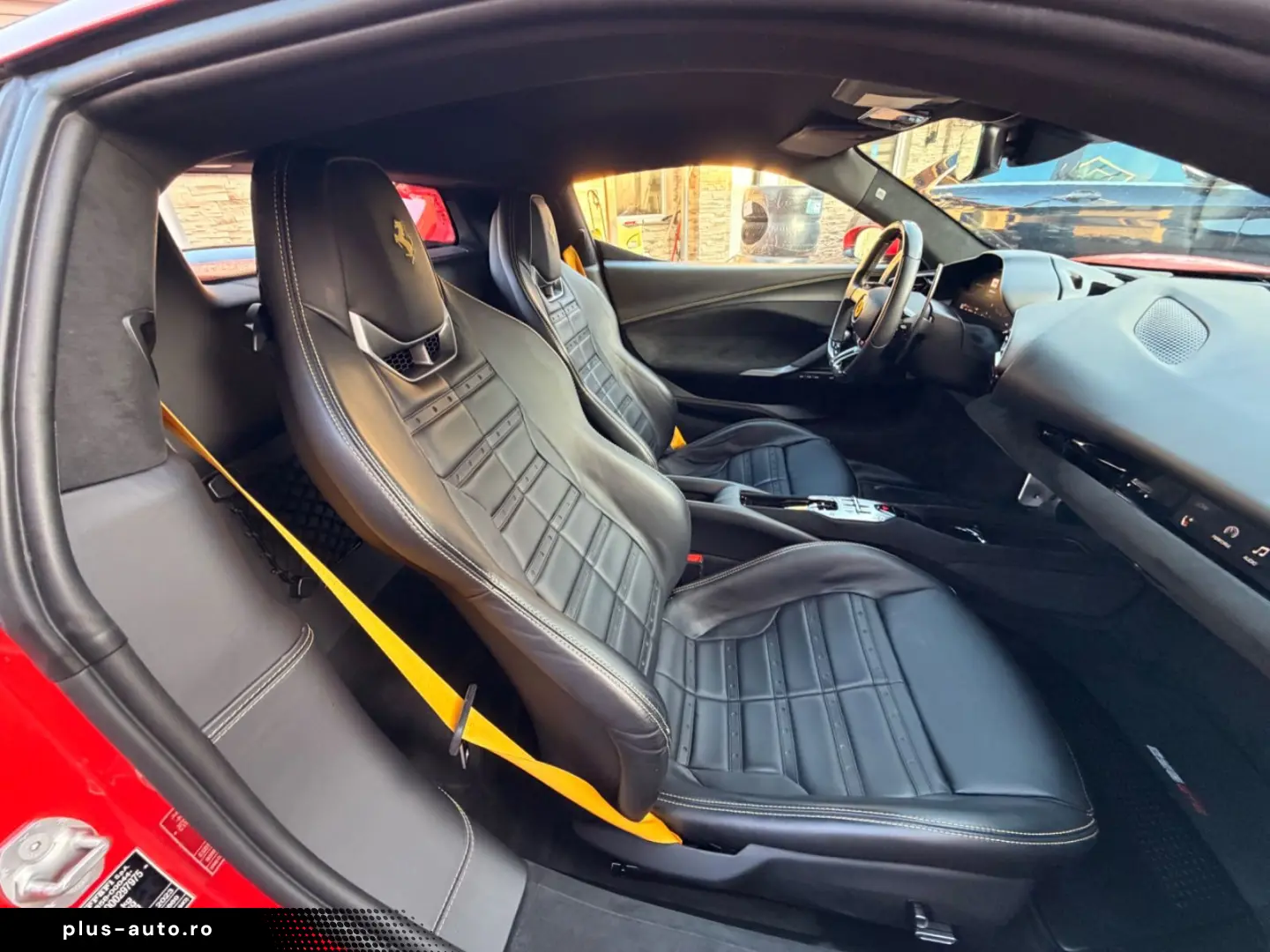 FERRARI 296 GTB LIFT JBL LED CARBONLENKRAD 7 JAHRE SERVI