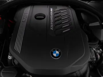 BMW M240i xD Coupé Camera Alarm DAB HiFi Glass Roof