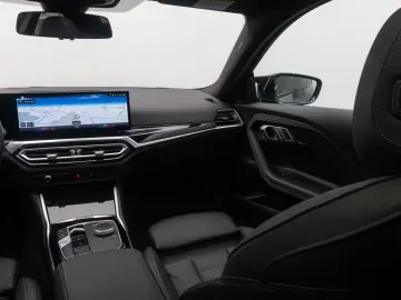 BMW M240i xD Coupé Camera Alarm DAB HiFi Glass Roof