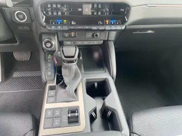 Toyota Land Cruiser 250 (Prado) Executive